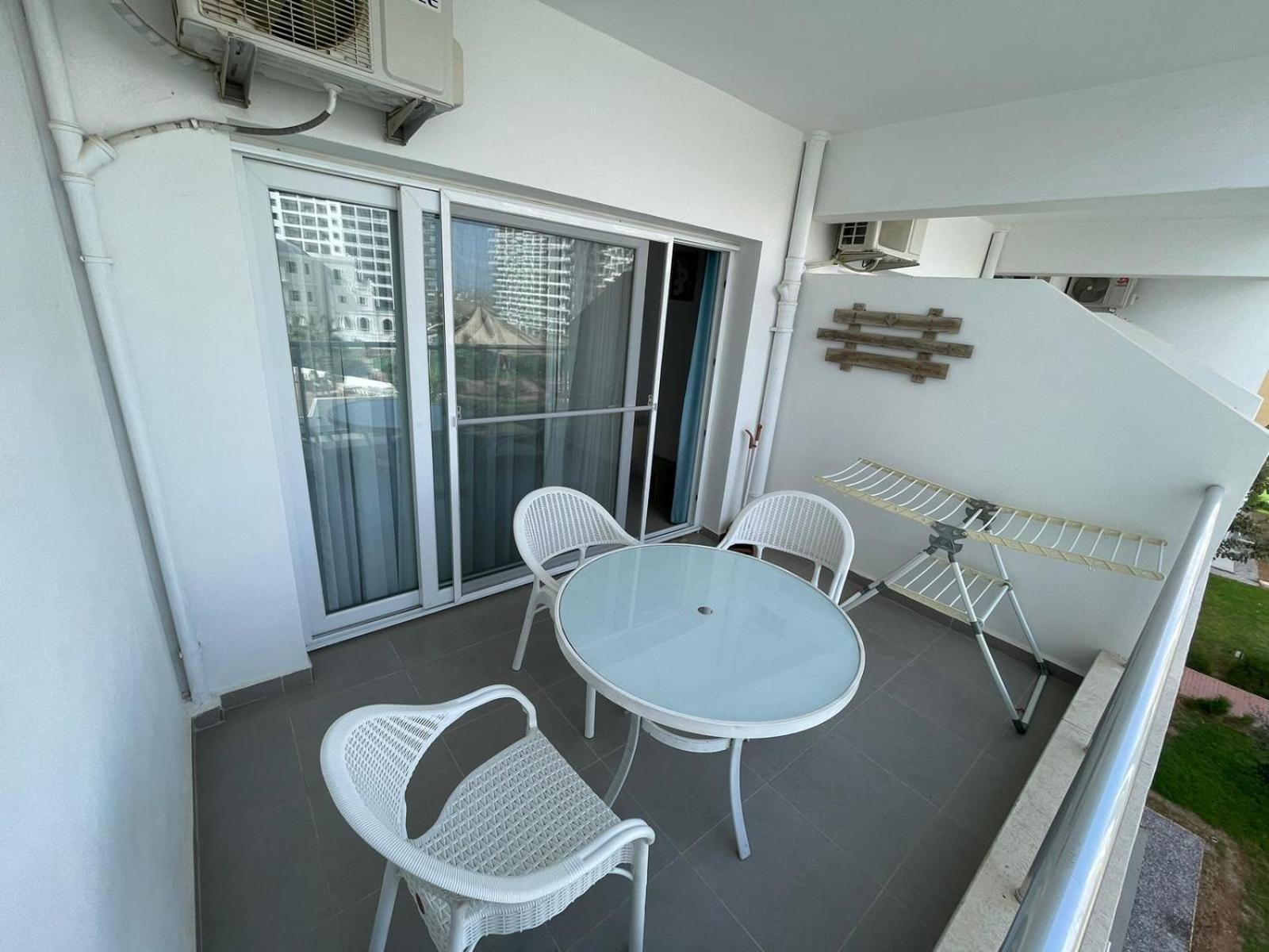 Blue Apartment In 5* Ceasar Resort Trikomo ภายนอก รูปภาพ